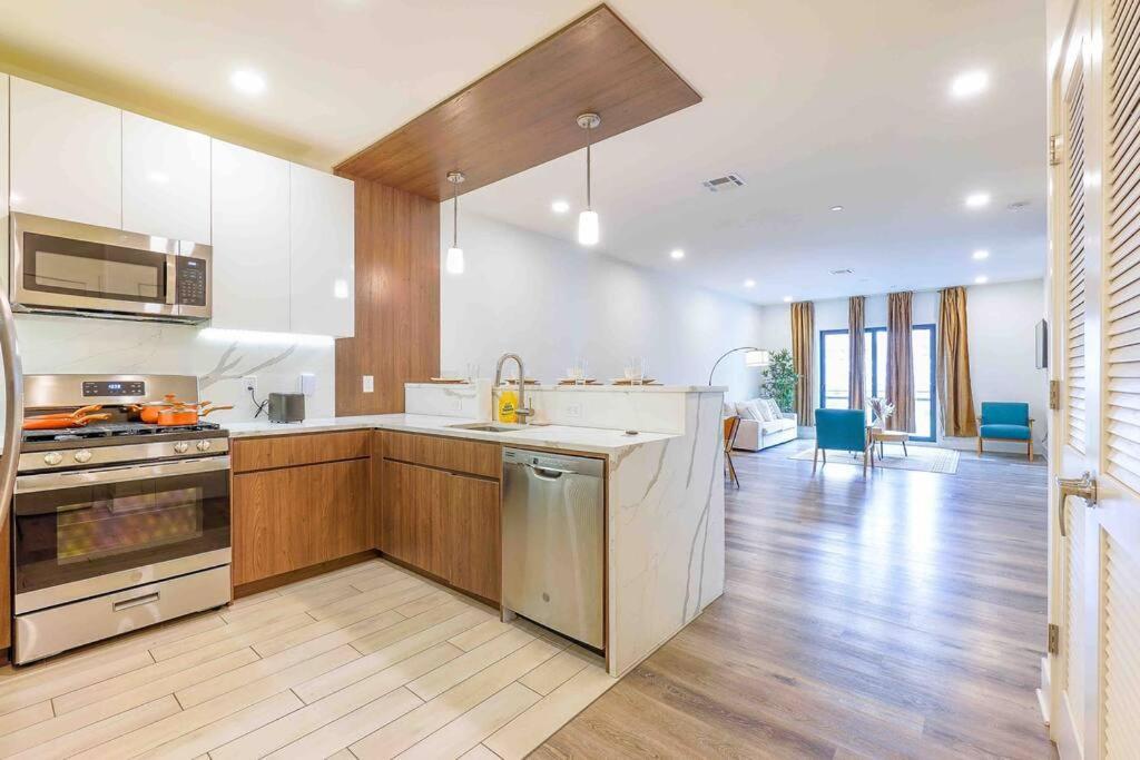 Free Parking 40 Off 2Bdr Prudendtial Center Apartment Newark Bagian luar foto